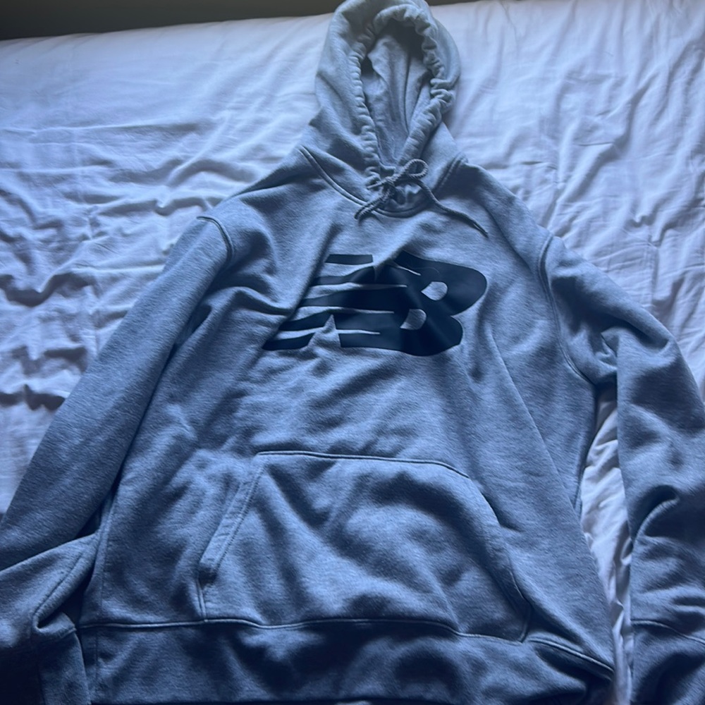 gray new balance hoodie